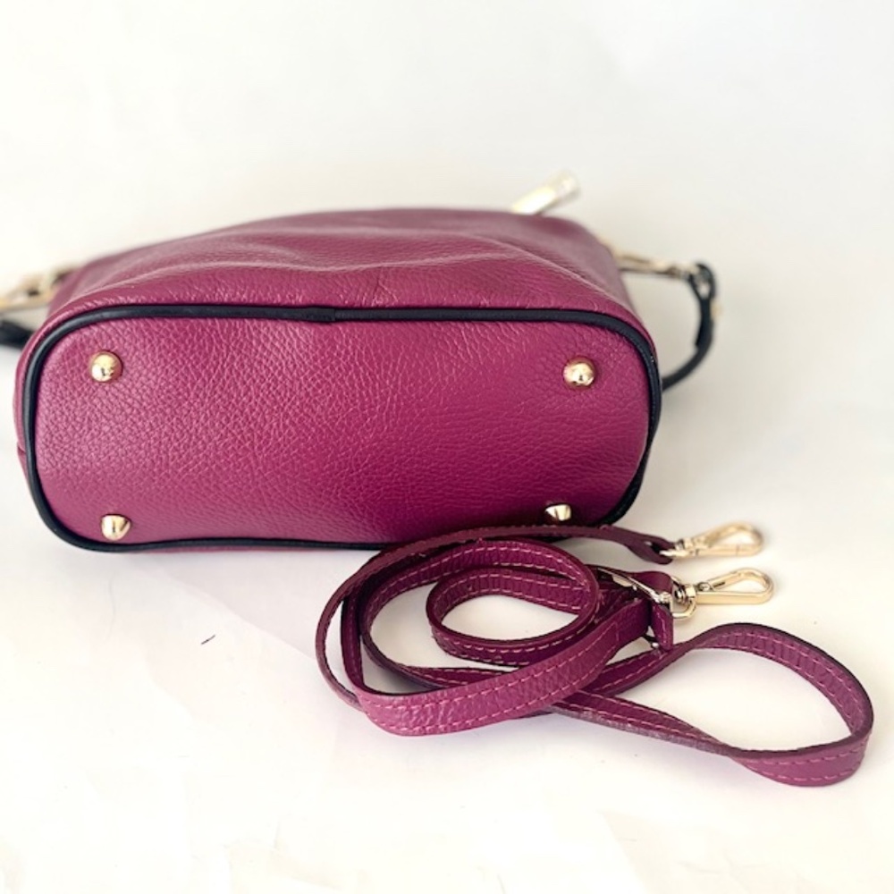 Divina Firenze Italian Leather Shoulder Crossbody Purse Purple - Picture 3 of 5